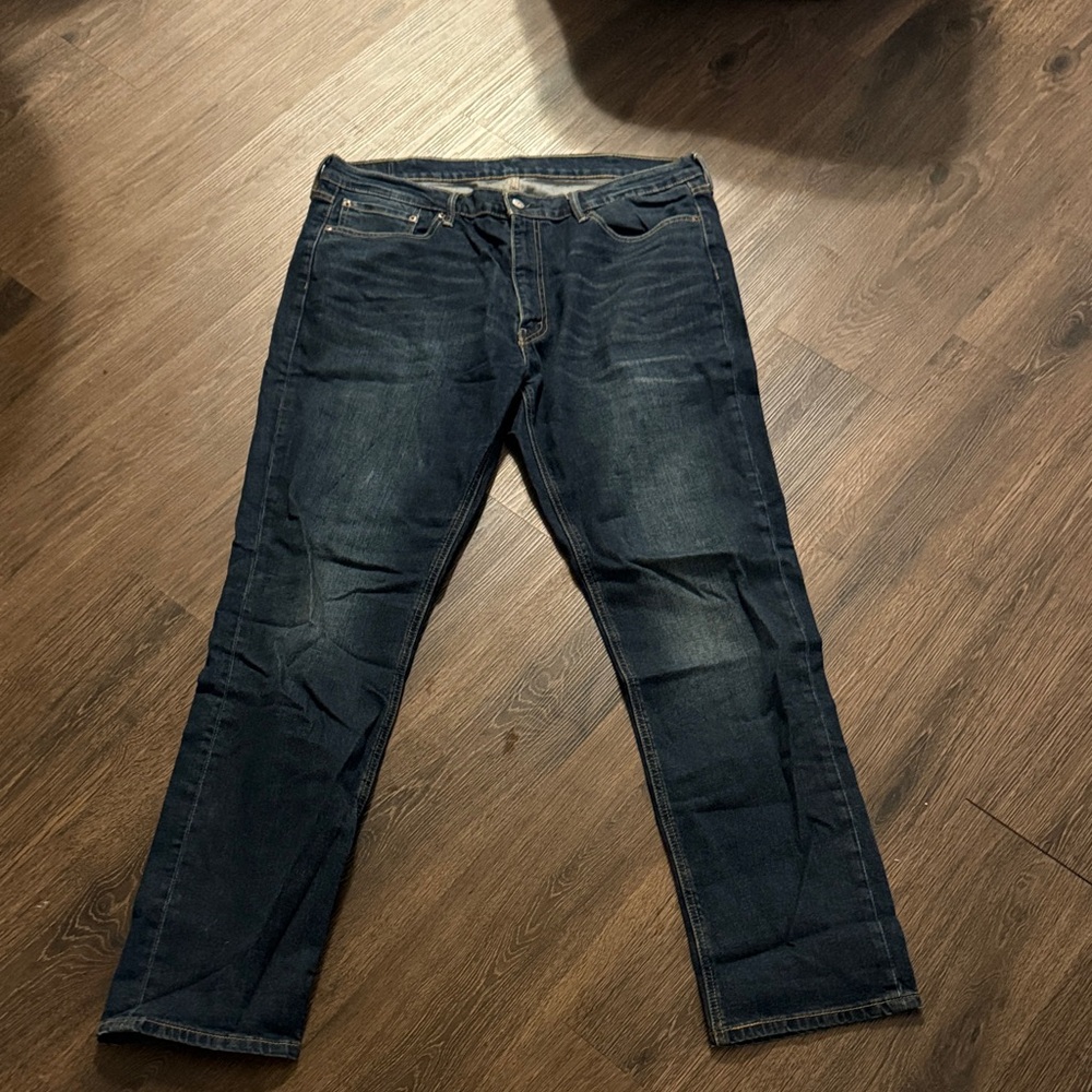 Men's Dark Levi Blue Jeans